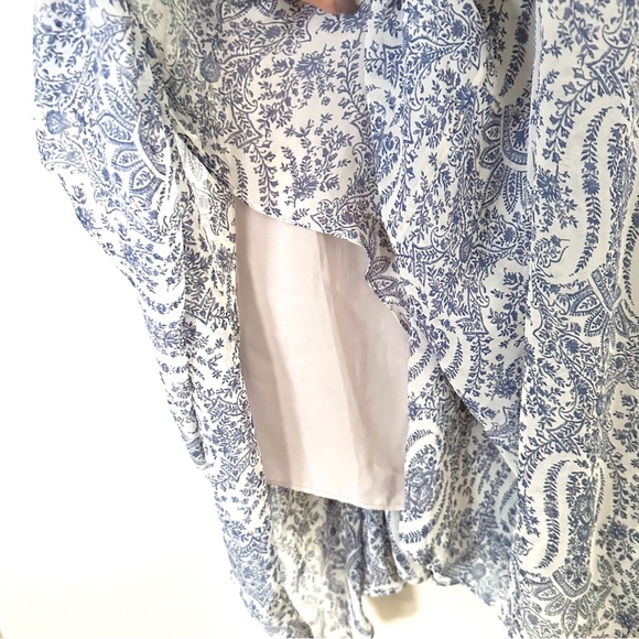 | vici • made you look paisley smocked tie strap maxi dress • medium | - Picture 15 of 17